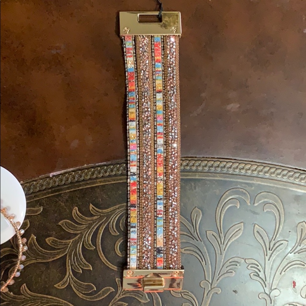 Bracelet